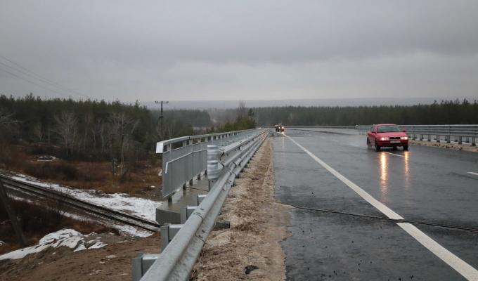 Велике будівництво: завершилися роботи на шляхопроводі поблизу міста Щастя Велике будівництво: завершилися роботи на шляхопроводі поблизу міста Щастя