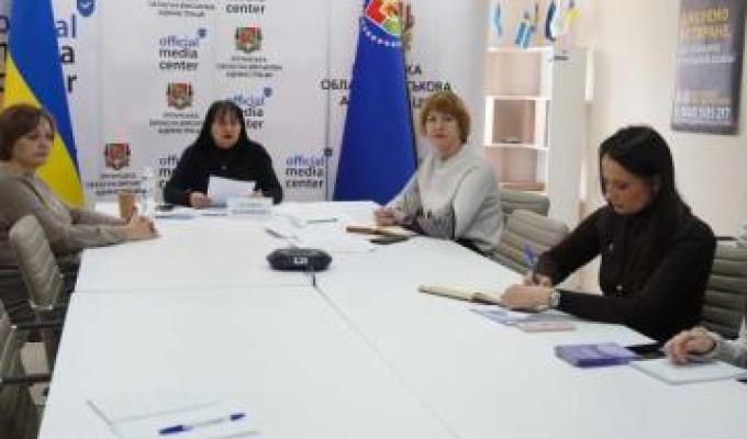 Спростити процедуру підтвердження трудового стажу переселенців, які втратили документи через агресію рф, – питання порушить Рада ВПО при Луганській ОВА Спростити процедуру підтвердження трудового стажу переселенців, які втратили документи через агресію рф, – питання порушить Рада ВПО при Луганській ОВА