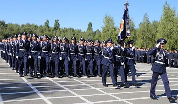 Поліція звертається до випускників шкіл! Поліція звертається до випускників шкіл!