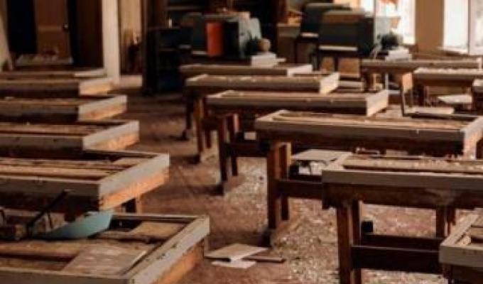 До перших класів Нової української школи пішли понад 200 сєвєродонецьких дітей. За російською програмою навчатимуться «10 маленьких боровшан» – окупаційна влада не підготувала жодну зі шкіл міста До перших класів Нової української школи пішли понад 200 сєвєродонецьких дітей. За російською програмою навчатимуться «10 маленьких боровшан» – окупаційна влада не підготувала жодну зі шкіл міста