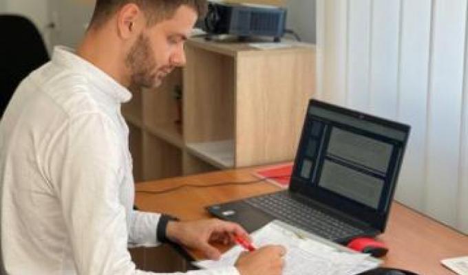 Відтепер у Дніпрі надається правова допомога для переселенців з Луганщини