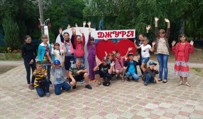 Діти з Новоайдарського району вирушили до дитячого табору «Джура» Діти з Новоайдарського району вирушили до дитячого табору «Джура»