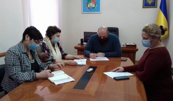 Голова Новоайдарської РДА Тетяна Новикова провела спільну нараду