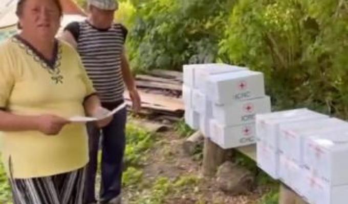 Хліб та засоби гігієни доставлено у звільнені села Луганщини Хліб та засоби гігієни доставлено у звільнені села Луганщини