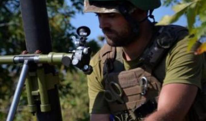 Позбуватимуться слідів злочинів – до Сєвєродонецька доставили спецтехніку для знесення будівель, у Лисичанську відмовляються обслуговувати пенсіонерів, ворог двічі обстріляв Невське – є руйнування житла Позбуватимуться слідів злочинів – до Сєвєродонецька доставили спецтехніку для знесення будівель, у Лисичанську відмовляються обслуговувати пенсіонерів, ворог двічі обстріляв Невське – є руйнування житла