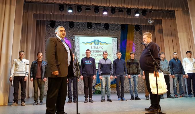 Урочисті проводи юнаків Новоайдарського району на строкову службу до лав Збройних сил України