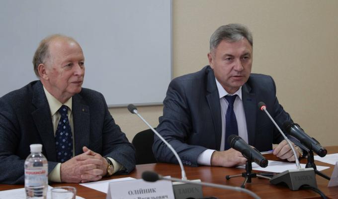 Нам потрібні патріотичні вмотивовані професійні вчителі, – Юрій Гарбуз Нам потрібні патріотичні вмотивовані професійні вчителі, – Юрій Гарбуз