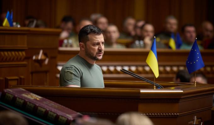 Україна перемоги буде країною, гідною своїх героїв – виступ Президента на пленарному засіданні Верховної Ради з нагоди 27-ї річниці ухвалення Конституції