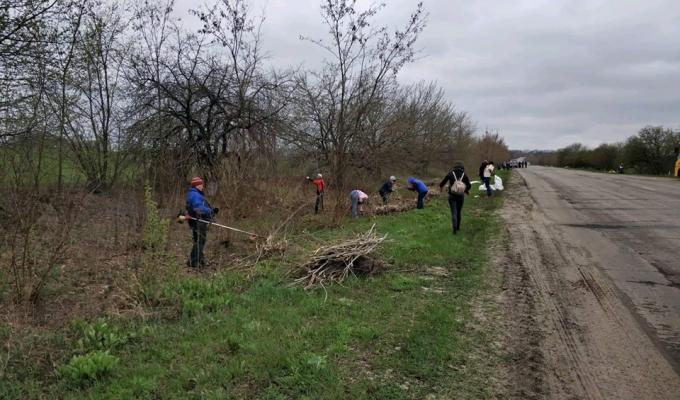 Новоайдарщина долучилася до акції "За чисте довкілля"