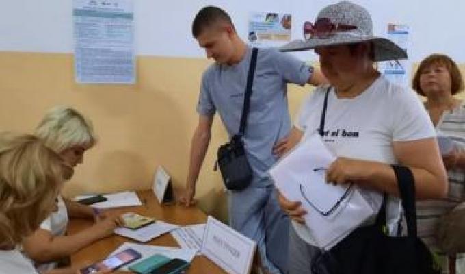 У Дніпрі запрацював центр надання допомоги переселенцям з Лисичанська