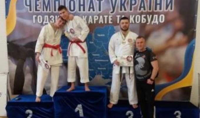 На першості країни з карате відзначилися спортсмени зі Сватового На першості країни з карате відзначилися спортсмени зі Сватового
