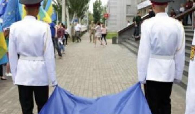 Із Днем Європи луганчан привітав Артем Лисогор Із Днем Європи луганчан привітав Артем Лисогор