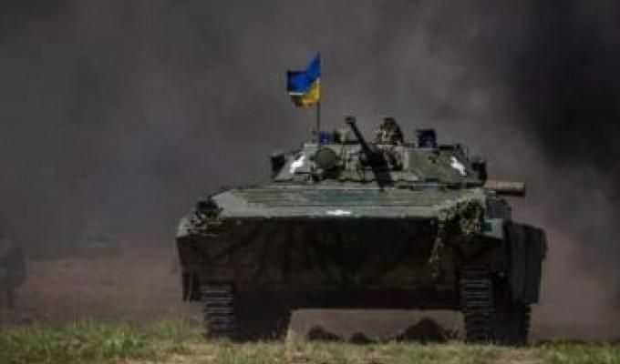 Від російських обстрілів постраждала Греківка, у так званій «лнр» до складу бойовиків набирають за оголошеннями на стовпах, у Лисичанську мародерять квартири, господарі яких «підтверджували право власності» окупаційній владі Від російських обстрілів постраждала Греківка, у так званій «лнр» до складу бойовиків набирають за оголошеннями на стовпах, у Лисичанську мародерять квартири, господарі яких «підтверджували право власності» окупаційній владі