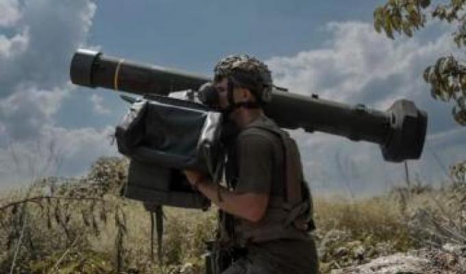 У разі неотримання паспорта рф окупанти змушують заповнювати тимчасові міграційні карти, за одноразове користування інтернетом у так званій «лнр» вирішили брати плату, росіяни атакували поблизу Діброви та Невського