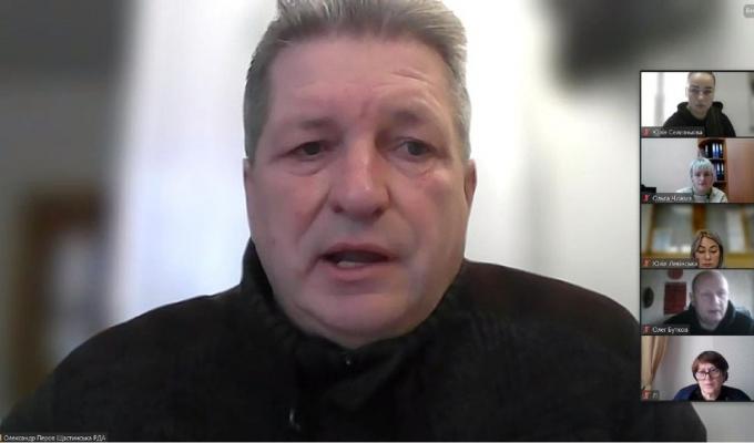 Сьогодні під головуванням першого заступника голови Олександра Перова відбулося засідання комісії з питань погашення заборгованості із заробітної плати Сьогодні під головуванням першого заступника голови Олександра Перова відбулося засідання комісії з питань погашення заборгованості із заробітної плати
