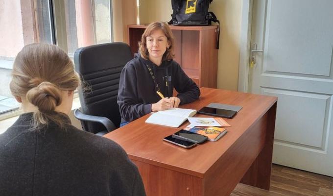 В Координаційному центрі допомоги ВПО Луганщини в Одеській області щоп'ятниці працюють юристи та психологи Міжнародного комітету порятунку "IRC"