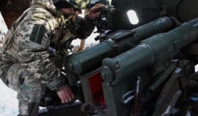 У Лисичанську росіяни вирізають системи індивідуального опалення, у Троїцькому мародерять порожнє житло, до Невського та Новолюбівки доправили тижневий запас хлібу У Лисичанську росіяни вирізають системи індивідуального опалення, у Троїцькому мародерять порожнє житло, до Невського та Новолюбівки доправили тижневий запас хлібу
