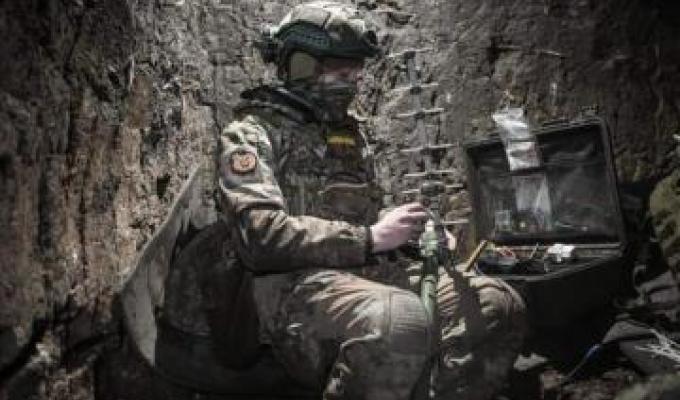 Селище поблизу Лутугиного підтоплює вже місяць, у Сєвєродонецьку обурені зимовими рахунками за комуналку, противник застосовує велику кількість безпілотників Селище поблизу Лутугиного підтоплює вже місяць, у Сєвєродонецьку обурені зимовими рахунками за комуналку, противник застосовує велику кількість безпілотників