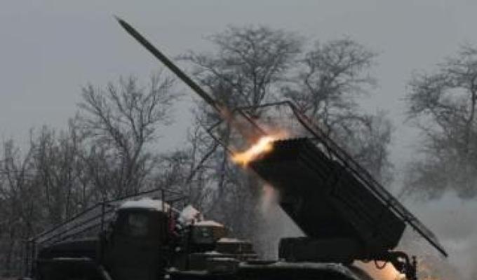 Неможливо відчинити – замість вцілілих вікон рубіжанам встановили неякісні, за ключі від власної квартири там вимагають документи на нерухомість та паспорт рф, Білогорівку знов штурмували росіяни Неможливо відчинити – замість вцілілих вікон рубіжанам встановили неякісні, за ключі від власної квартири там вимагають документи на нерухомість та паспорт рф, Білогорівку знов штурмували росіяни