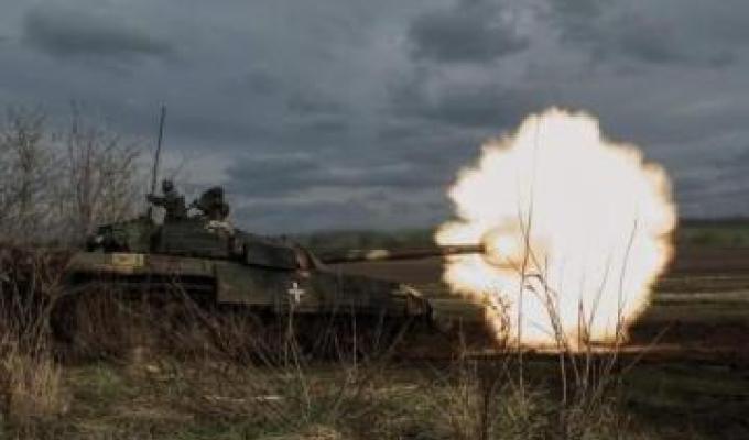 В «лнр» дозволили голосувати за відсутності місця реєстрації, жителі Рубіжного продовжують штурмувати пенсійний фонд, атакувальні дії ворог зосередив на Білогорівці В «лнр» дозволили голосувати за відсутності місця реєстрації, жителі Рубіжного продовжують штурмувати пенсійний фонд, атакувальні дії ворог зосередив на Білогорівці
