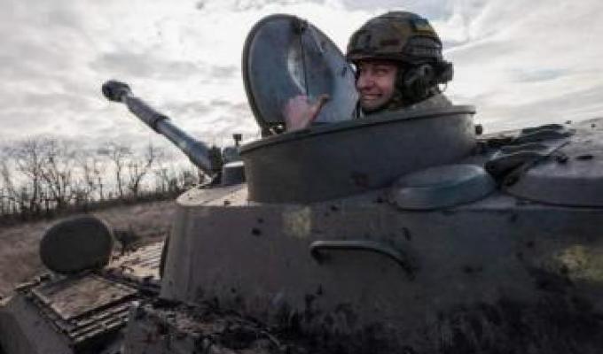У «лнр» готуються до примусової мобілізації – перевірки чоловіків посилено, в Сіверськодонецьку окупанти обмежили роботу дитячих садків двома годинами на день, по Балці Журавці росіяни вдарили з реактивної артилерії У «лнр» готуються до примусової мобілізації – перевірки чоловіків посилено, в Сіверськодонецьку окупанти обмежили роботу дитячих садків двома годинами на день, по Балці Журавці росіяни вдарили з реактивної артилерії