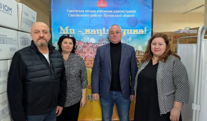 Тетяна Новикова відвідала гуманітарний хаб для ВПО з Луганщини Сватівської міської військової адміністрації в м. Бровари Тетяна Новикова відвідала гуманітарний хаб для ВПО з Луганщини Сватівської міської військової адміністрації в м. Бровари