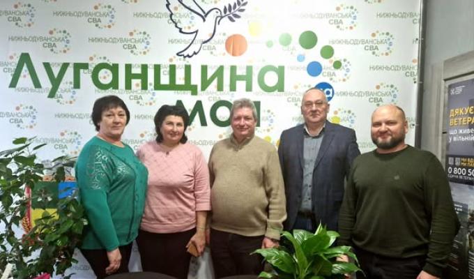 Голова Щастинської РДА -РВА Тетяна Новикова під час робочої поїздки відвідала Нижньодуванський хаб в м. Київ Голова Щастинської РДА -РВА Тетяна Новикова під час робочої поїздки відвідала Нижньодуванський хаб в м. Київ