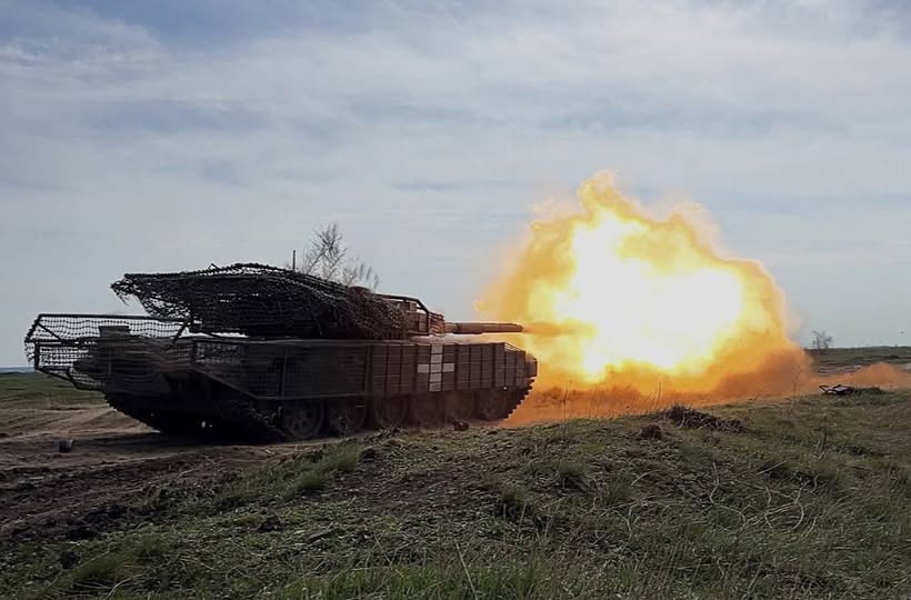 Окупанти оголосили про знесення 50 будинків у старих районах Сіверськодонецька, місто залишається без мобільного зв’язку попри облаштований центр обслуговування абонентів, ворог посилив тиск на Білогорівку Окупанти оголосили про знесення 50 будинків у старих районах Сіверськодонецька, місто залишається без мобільного зв’язку попри облаштований центр обслуговування абонентів, ворог посилив тиск на Білогорівку