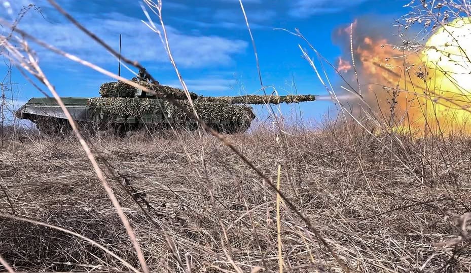 У Сіверськодонецьку оголосили надзвичайну ситуацію – пожежа може охопити навколишні села, у школі в Кадіївці відкрили тир, на двох напрямках атакували росіяни на Луганщині У Сіверськодонецьку оголосили надзвичайну ситуацію – пожежа може охопити навколишні села, у школі в Кадіївці відкрили тир, на двох напрямках атакували росіяни на Луганщині