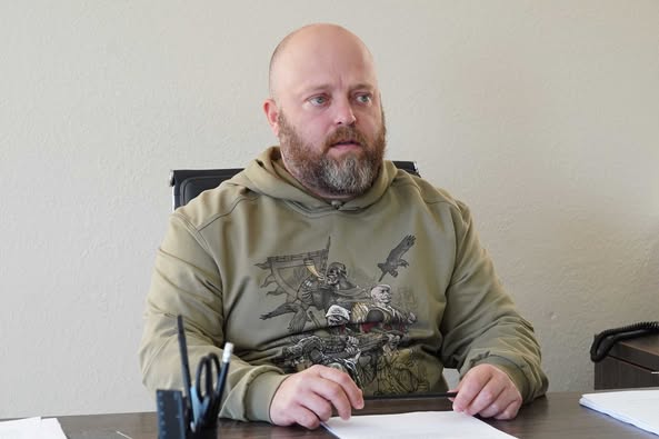 Олексій Харченко провів співбесіду із кандидатами на посаду начальника управління з питань ветеранської політики облдержадміністрації – Сергієм Ткаченком та Олександром Голубєвим Олексій Харченко провів співбесіду із кандидатами на посаду начальника управління з питань ветеранської політики облдержадміністрації – Сергієм Ткаченком та Олександром Голубєвим
