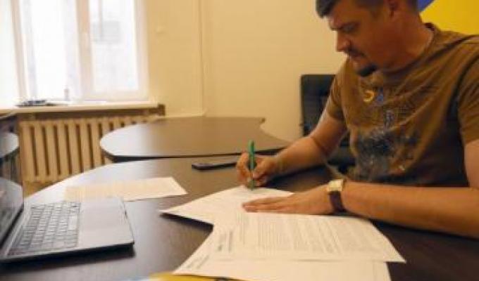 Луганська обласна державна адміністрація першою в Україні підписала Меморандум про участь у ІІ міжнародній виставці-конференції «ReBuild Ukraine», яка проходитиме 14-15 листопада 2023 року у Варшаві