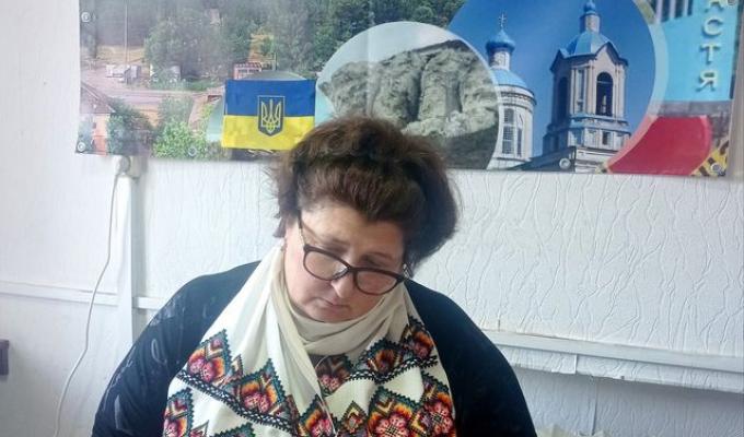 Голова Щастинської РДА Тетяна Новикова прийняла участь в щорічному диктанті єдності Голова Щастинської РДА Тетяна Новикова прийняла участь в щорічному диктанті єдності