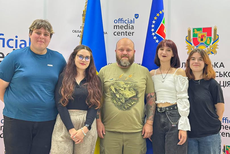 «Закритість влади – це політичний примітивізм», – Олексій Харченко під час зустрічі зі студентами-журналістами з Дніпровського національного університету імені Олеся Гончара «Закритість влади – це політичний примітивізм», – Олексій Харченко під час зустрічі зі студентами-журналістами з Дніпровського національного університету імені Олеся Гончара