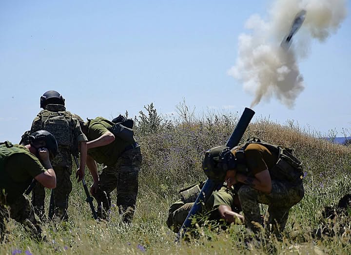 150 тисяч жителів декількох міст «лнр» залишилися без води через аварійний водогін, на окупованій Луганщині росіяни збираються розвивати туризм – надають субсидію, противник атакував поблизу Греківки