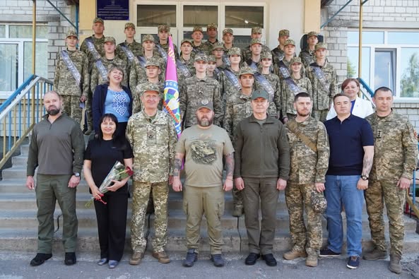 Ми докладаємо максимум зусиль, щоб молодь не втрачала зв’язок зі своєю громадою, асоціювала себе із Луганщиною, - Олексій Харченко