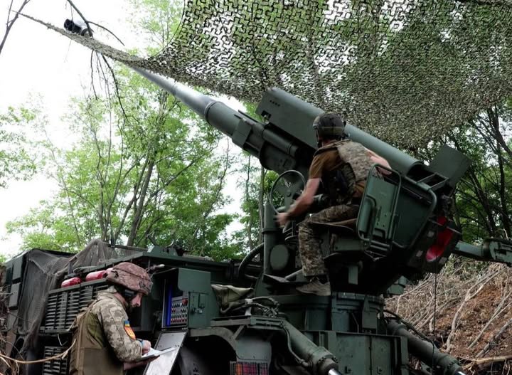У Сіверськодонецьку окупанти ліквідували диспетчерську службу водоканалу, на оголошеннях в Рубіжному замість номеру телефона залишають радіочастоту, наші військові відбили ворожий штурм біля Діброви