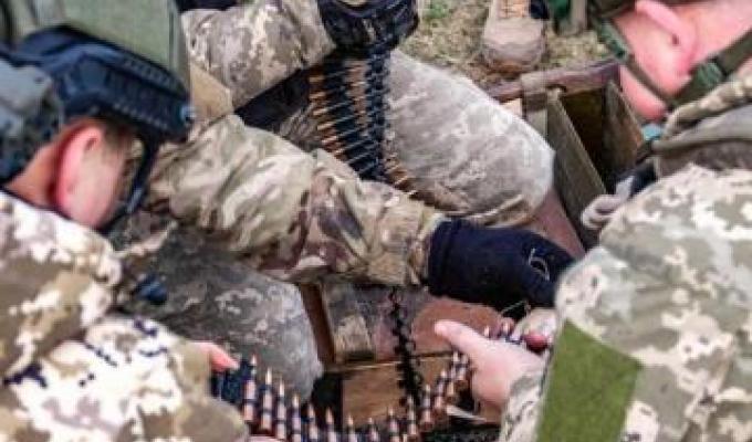 Окупанти вимагають залучати щонайменше 70 % школярів до програм обмінів, у Рубіжному склади із гуманітаркою порожні, кількість російських обстрілів не меншає Окупанти вимагають залучати щонайменше 70 % школярів до програм обмінів, у Рубіжному склади із гуманітаркою порожні, кількість російських обстрілів не меншає