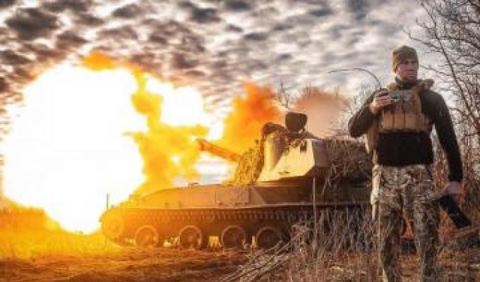 У Рубіжному намагаються продати квартири – попиту нема, російські волонтери вимінюють крадене майно луганчан на необхідні для місцевих речі, противник атакував поблизу Надії та Серебрянського лісу У Рубіжному намагаються продати квартири – попиту нема, російські волонтери вимінюють крадене майно луганчан на необхідні для місцевих речі, противник атакував поблизу Надії та Серебрянського лісу