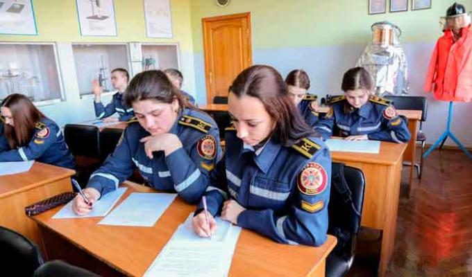 УВАГА АБІТУРІЄНТИ ЛУГАНЩИНИ ! УВАГА АБІТУРІЄНТИ ЛУГАНЩИНИ !