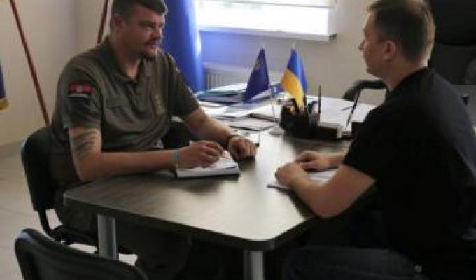 Артем Лисогор обговорив напрями співпраці із нещодавно призначеним представником Уповноваженого з прав людини у Донецькій та Луганській областях Артем Лисогор обговорив напрями співпраці із нещодавно призначеним представником Уповноваженого з прав людини у Донецькій та Луганській областях