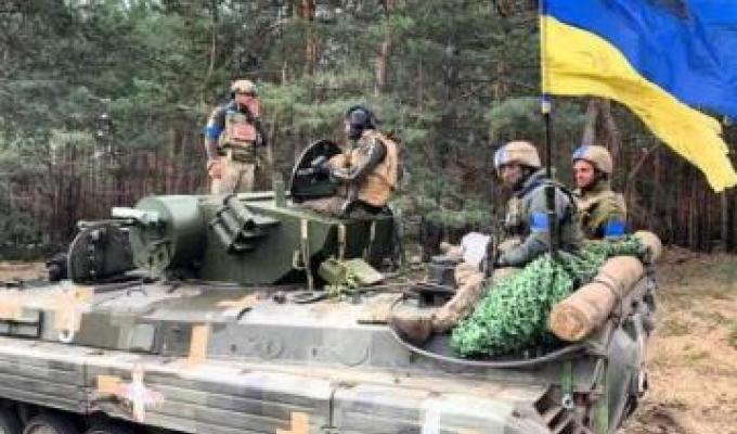 70 % російських солдат, що перебували в ураженому приміщенні в Сватовому, загинули. У Новоайдарі знищено 50 одиниць військової техніки рф. В окупаційній міськраді Сєвєродонецька працюватимуть 40 прибиральниць 70 % російських солдат, що перебували в ураженому приміщенні в Сватовому, загинули. У Новоайдарі знищено 50 одиниць військової техніки рф. В окупаційній міськраді Сєвєродонецька працюватимуть 40 прибиральниць