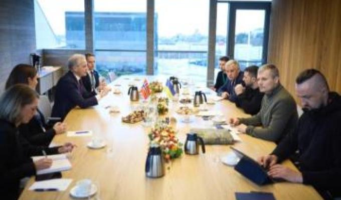 Норвегія збільшує військову допомогу Україні Норвегія збільшує військову допомогу Україні