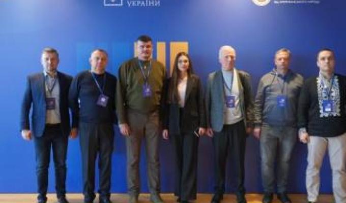 10 підприємств з Луганщини взяли участь у Всеукраїнській економічній платформі «Зроблено в Україні» 10 підприємств з Луганщини взяли участь у Всеукраїнській економічній платформі «Зроблено в Україні»