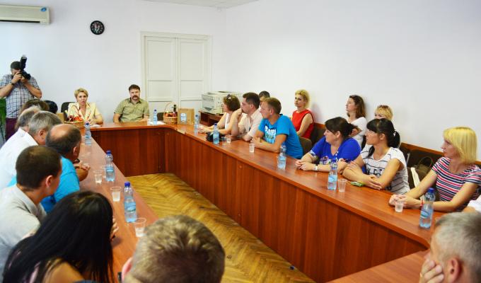 Делегація із Житомирщини побувала у Новоайдарському районі Делегація із Житомирщини побувала у Новоайдарському районі