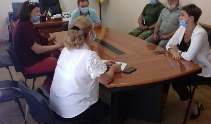 В військово-цивільній адміністрації міста Щастя було проведено нараду з питань покрокового плану відкриття КПВВ та облаштування сервісної зони В військово-цивільній адміністрації міста Щастя було проведено нараду з питань покрокового плану відкриття КПВВ та облаштування сервісної зони