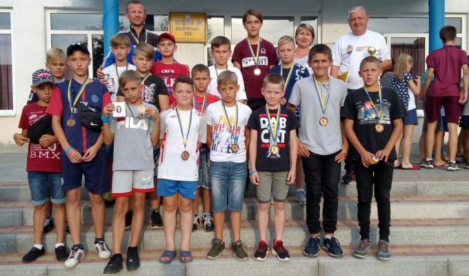 Вітаємо переможців Всеукраїнських змагань V дитячо-юнацької Спартакіади «Єдина країна» Вітаємо переможців Всеукраїнських змагань V дитячо-юнацької Спартакіади «Єдина країна»