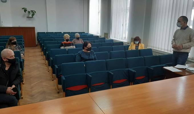 Сьогодні, 18.12.2020 відбулось засідання ініціативної групи з підготовки установчих зборів із формування нового складу громадської ради при Новоайдарській райдержадміністрації на 2021-2022 роки Сьогодні, 18.12.2020 відбулось засідання ініціативної групи з підготовки установчих зборів із формування нового складу громадської ради при Новоайдарській райдержадміністрації на 2021-2022 роки