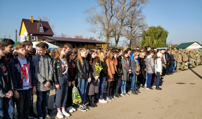 В Новоайдарському районі відбулись заходи до Дня захисника України В Новоайдарському районі відбулись заходи до Дня захисника України