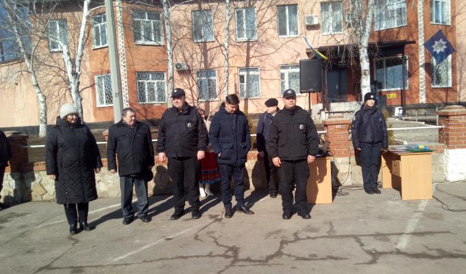 В Новоайдарі відкрито поліцейську станцію В Новоайдарі відкрито поліцейську станцію