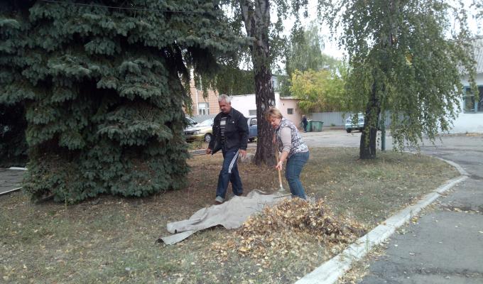 Працівники Новоайдарської райдержадміністрації прийняли участь у Всесвітньому дні прибирання «World Cleanup Day»